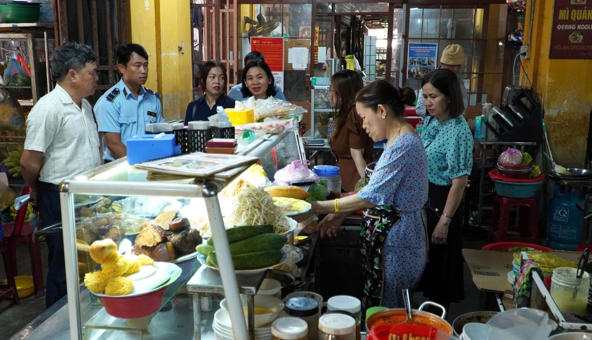 Phường Hội An triển khai kiểm tra “Tháng hành động vì an toàn thực phẩm” năm 2026.