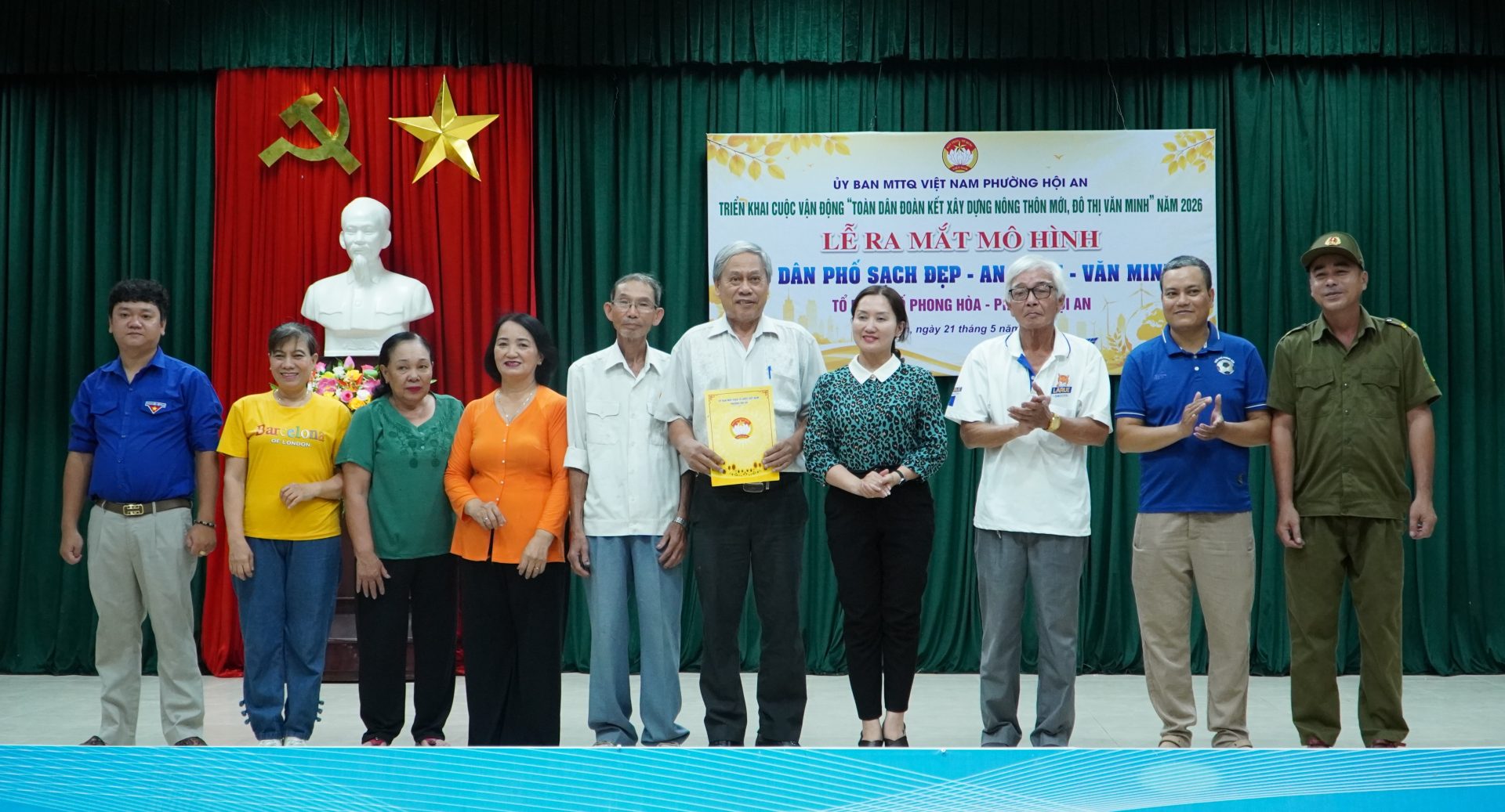 Ra mắt mô hình “Sạch đẹp – An toàn – Văn minh” tại Tổ dân phố Phong Hòa