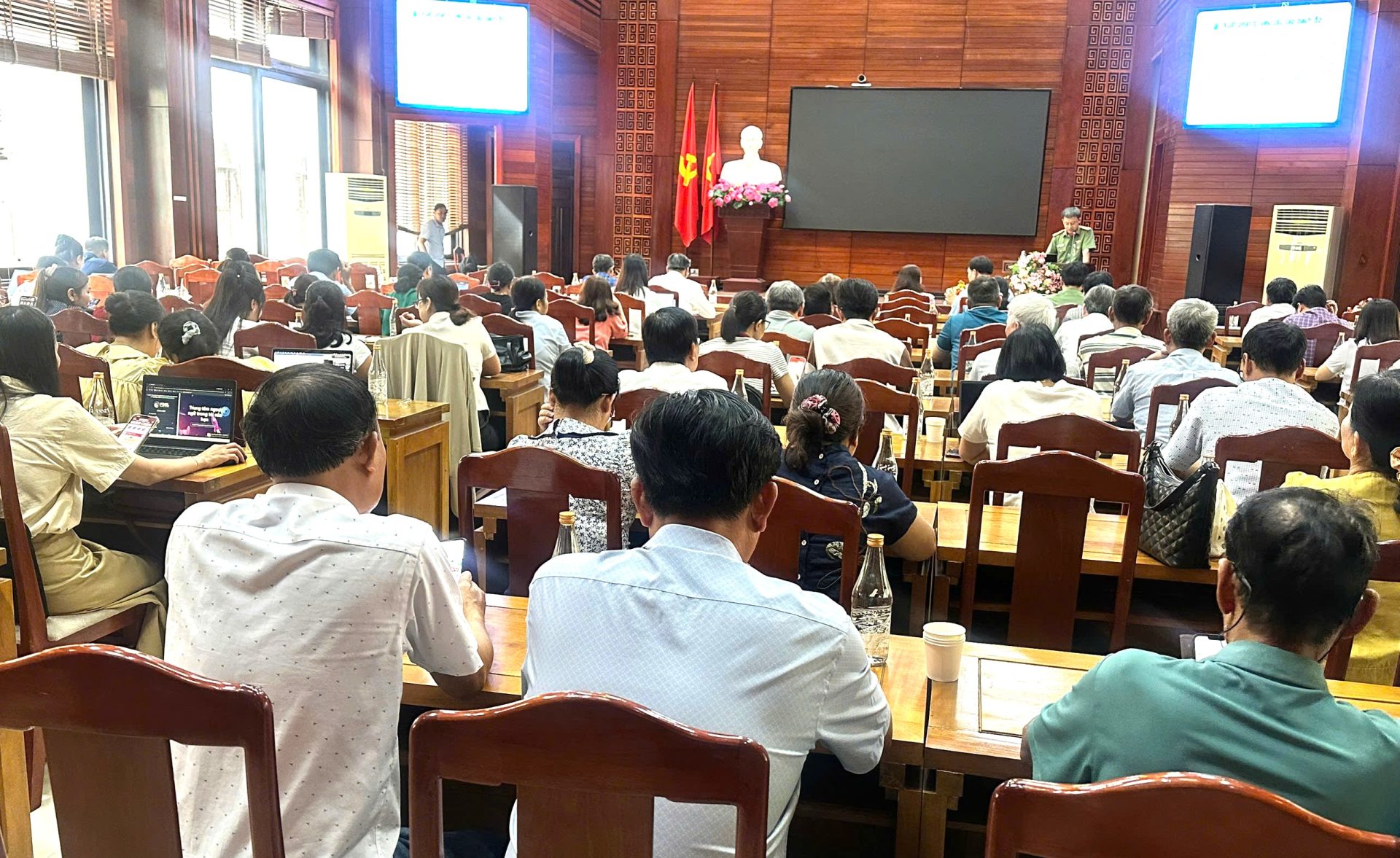 Phường Hội An tập huấn kiến thức chuyển đổi số, công nghệ số và ứng dụng trí tuệ nhân tạo năm 2026