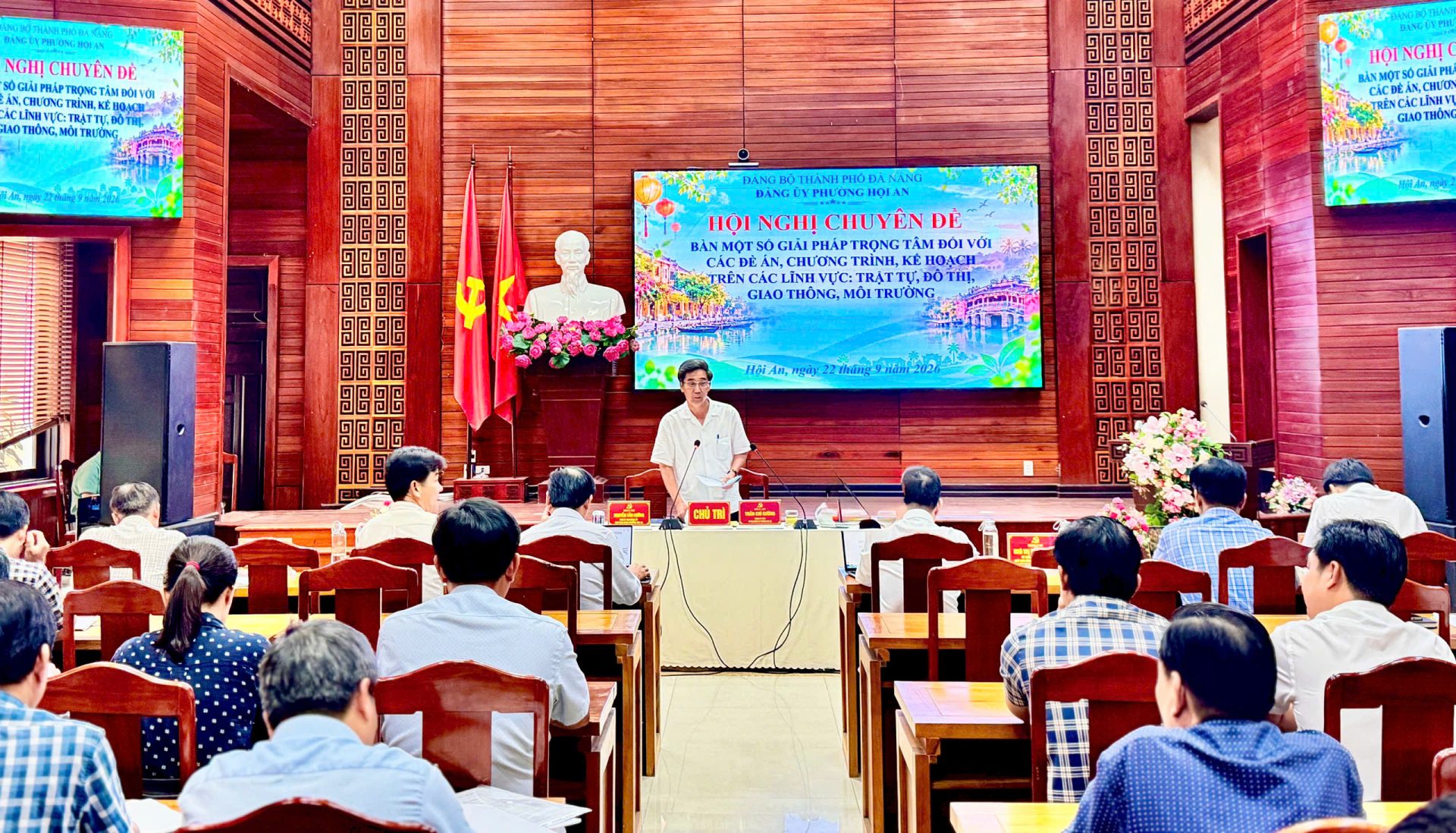 Đảng ủy phường Hội An tổ chức hội nghị chuyên đề về trật tự, đô thị, giao thông và môi trường