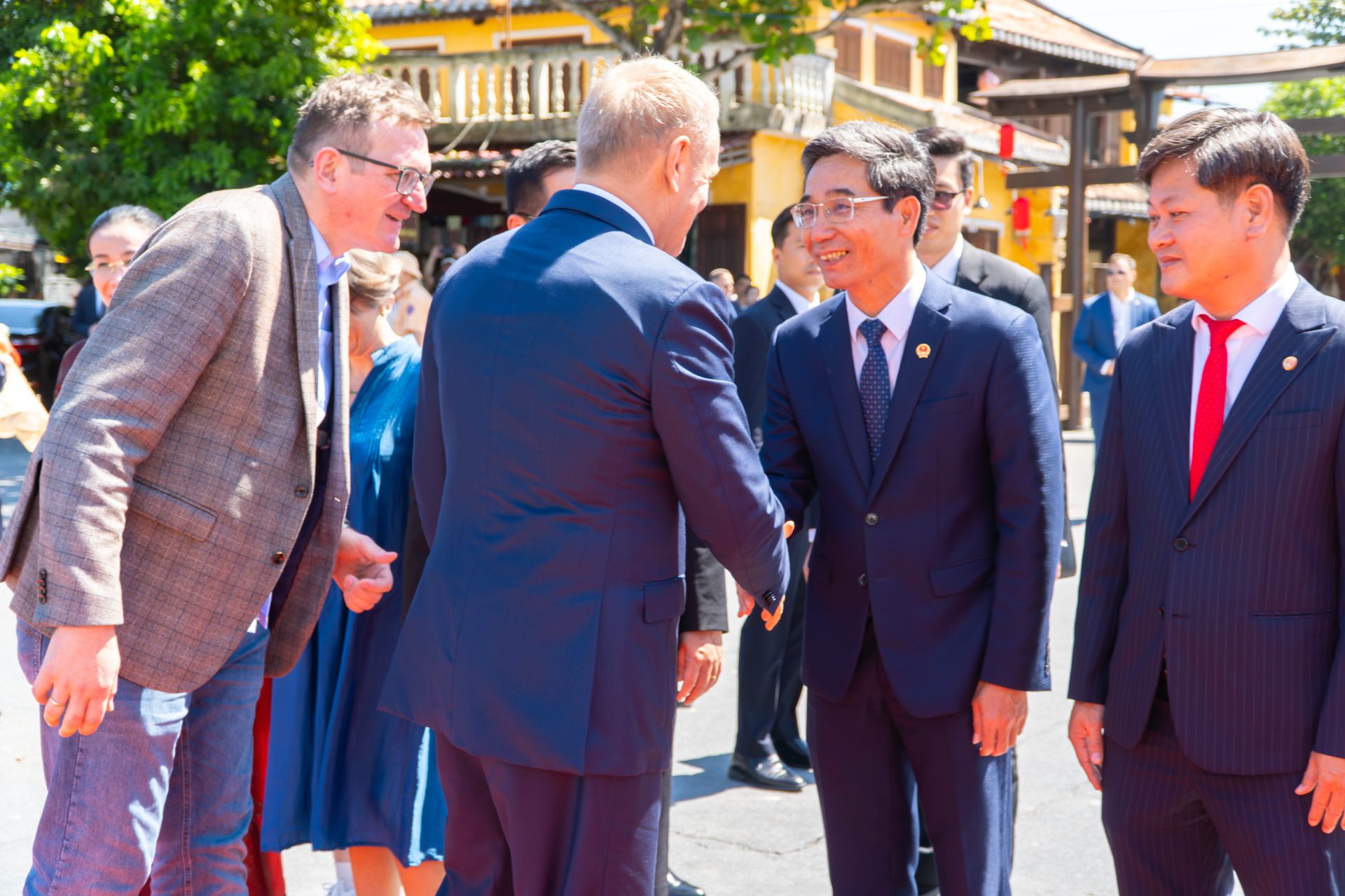 Thủ tướng Cộng hòa Ba Lan Donald Tusk thăm phố cổ Hội An