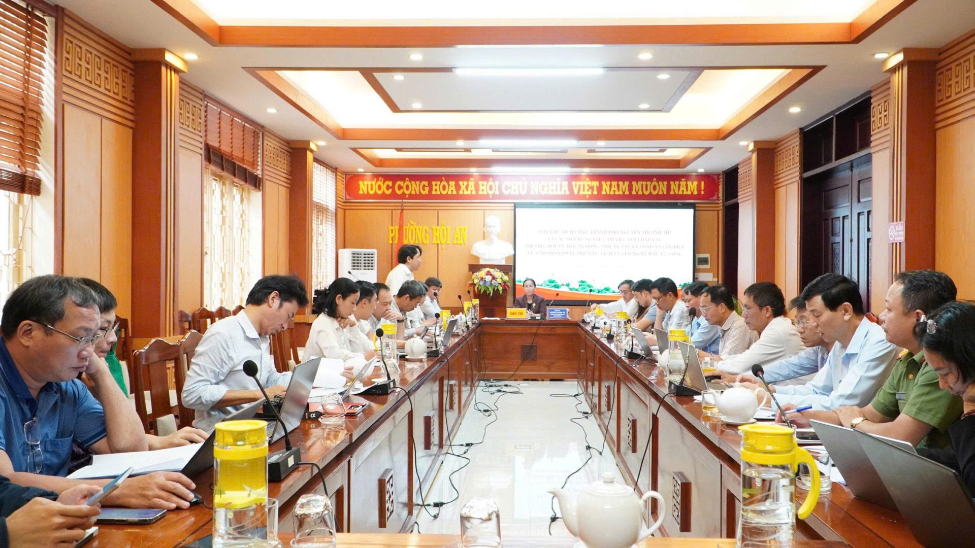 Lãnh đạo UBND thành phố Đà Nẵng làm việc với các địa phương về phát triển du lịch và giải ngân vốn đầu tư công